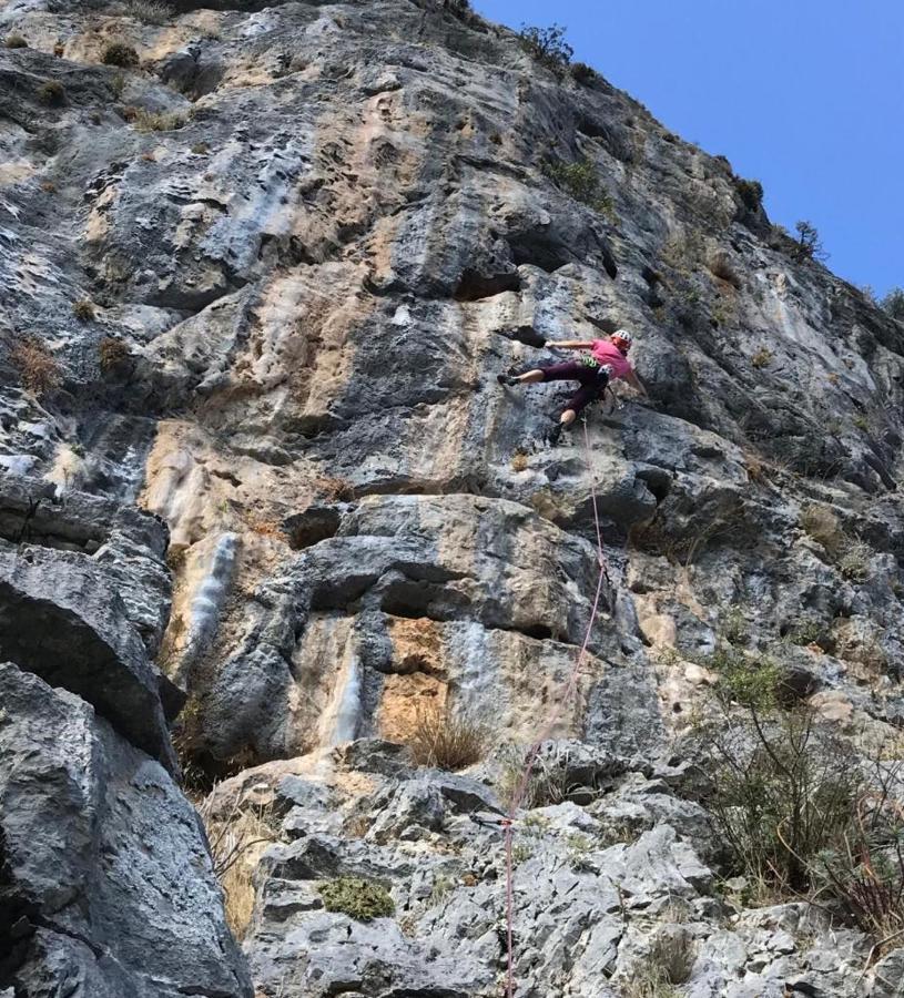 "The Stone" Daire Agios Vlasios  Dış mekan fotoğraf